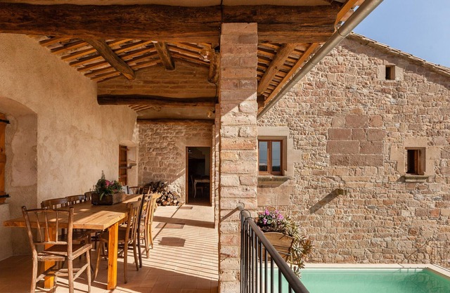 Chalet "Masia Can Pla" with Pool & Wi-Fi