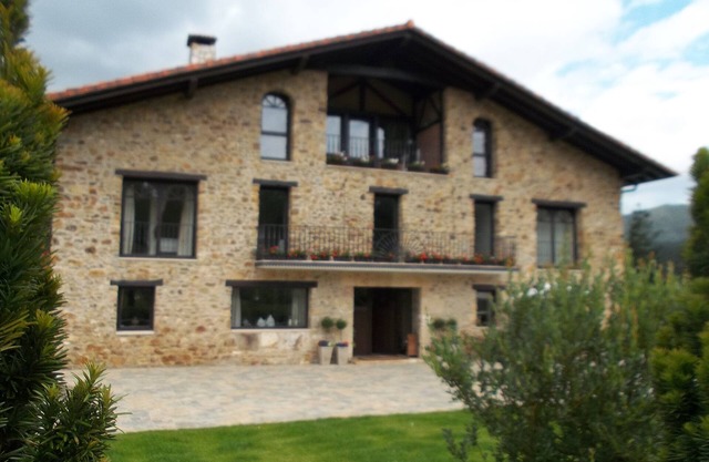 Chalet - OñateHouse with character