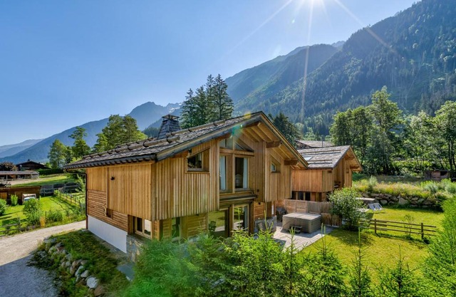 Chalet Planards 1