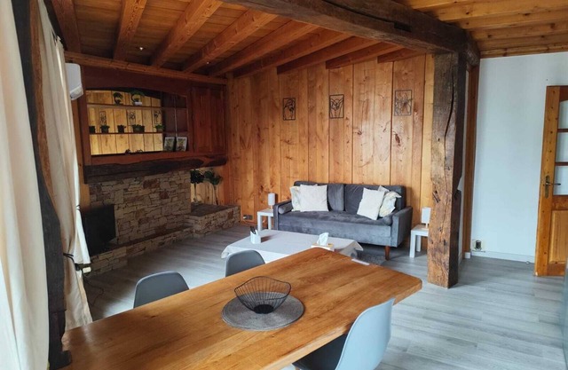 Chalet-style apartment