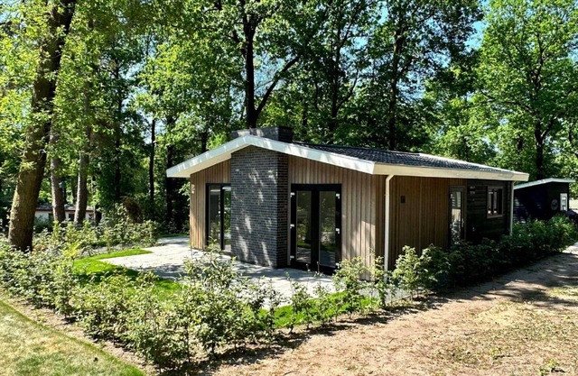 Chalet w/Garden & Views