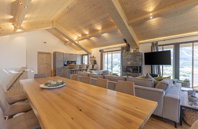 Chalet with 3 bedrooms and sauna & pool