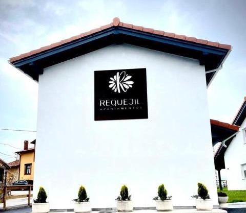 Chalets Requejil - El Jiso