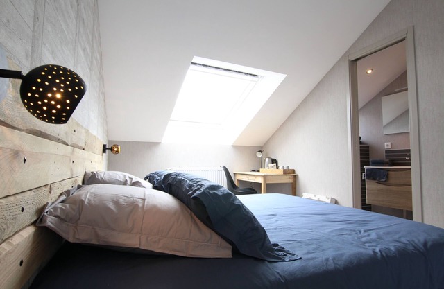 Chambre Au gré du Vent"1 lit de 180 + Possibilité de BZ 2places