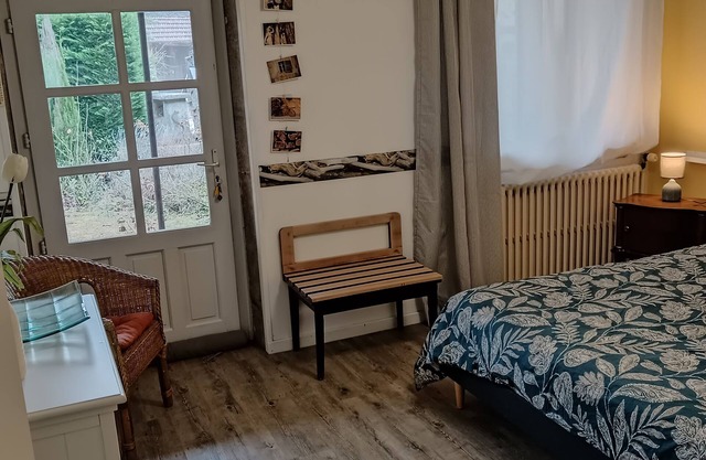 Chambre d'hôte la Chanée with covered terrace