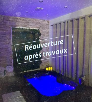 Chambre romantique avec Jacuzzi privée