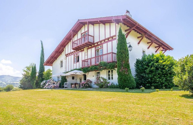 Chambres d'Hôtes Irazabala