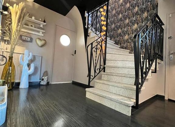 Chambres dans villa avec piscine