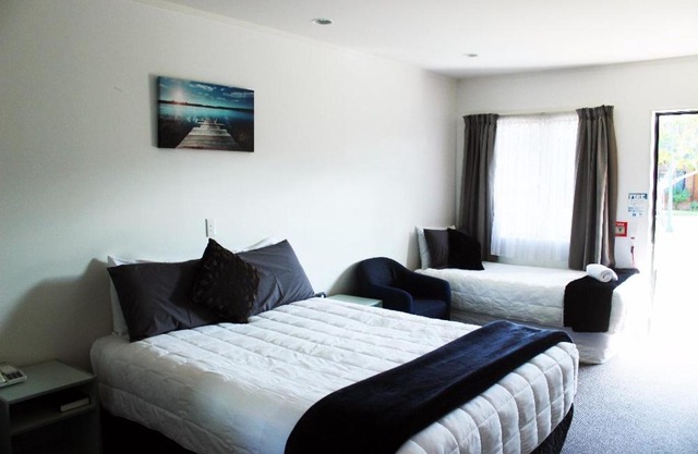 Champers Motor Lodge
