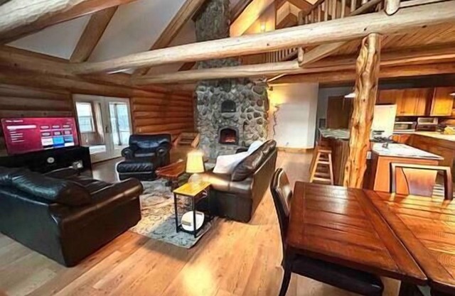 Chapel Forest Cabin