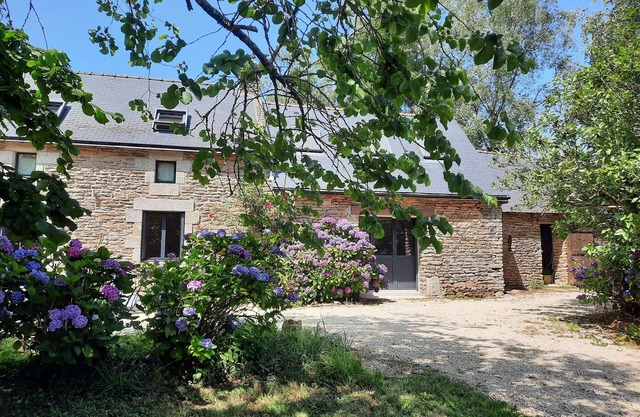 Character Farmhouse - Large Garden - Beaches 5km