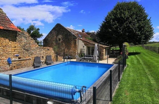 Characterful 3-Bed House in Saint-Ythaire