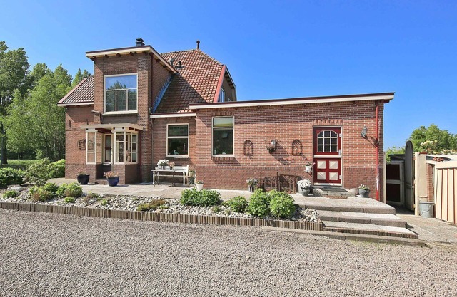 Characteristic country house with wellness