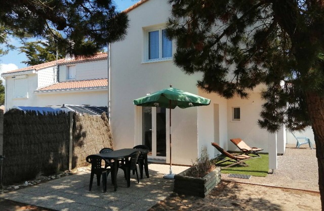 Charming new 70 m² house in the heart of the Pines