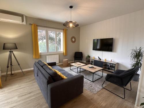Charmant pavillon rénové avec jardin et climatisation - FR-1-489-417