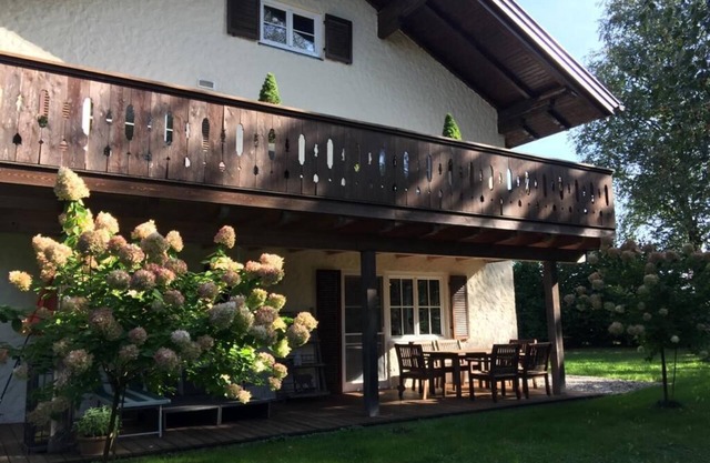 Charmante Gartenwohnung nahe am Wallersee