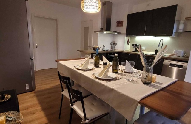 Charmante Wohnung: Lugano/Como&privater Parkplatz