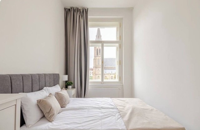 Charming 1-bedroom apartment in enchanting Prague with WiFi