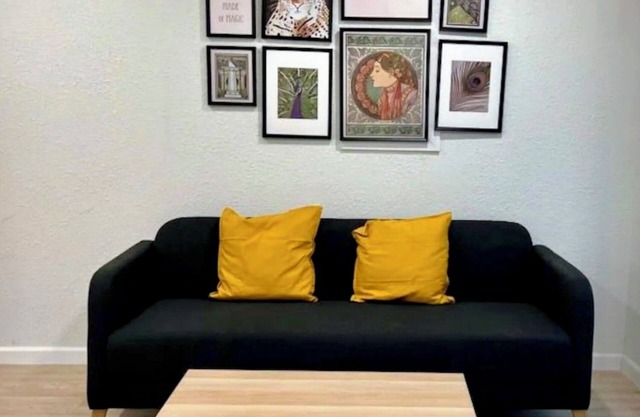 Charming 1-bedroom apartment with WiFi and AC in Fort Worth, TX