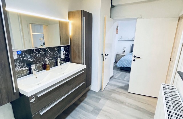 Charming 1-bedroom apartment in wonderful Heers with WiFi