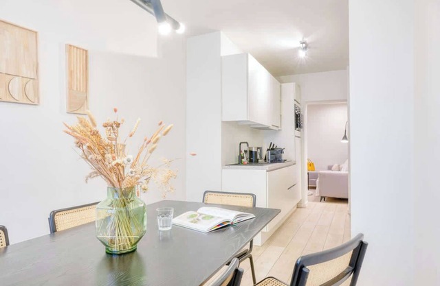 Charming 1-Bedroom Retreat Near Ghent City Center