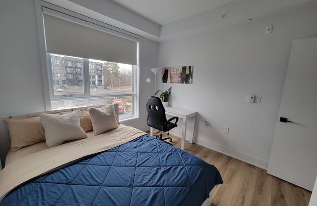 Charming 1-Room Hideaway - Steps from the Heart of Gatineau and Ottawa