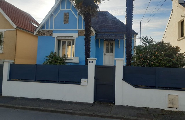 Charming 1930s house with garden near the historic center of Vannes