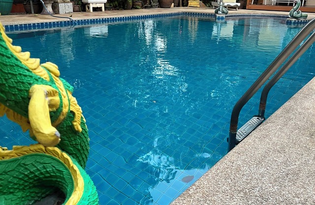 Charming 2-bedroom Pool Villa in Bangsaray Sattahip with fitness room, WiFi