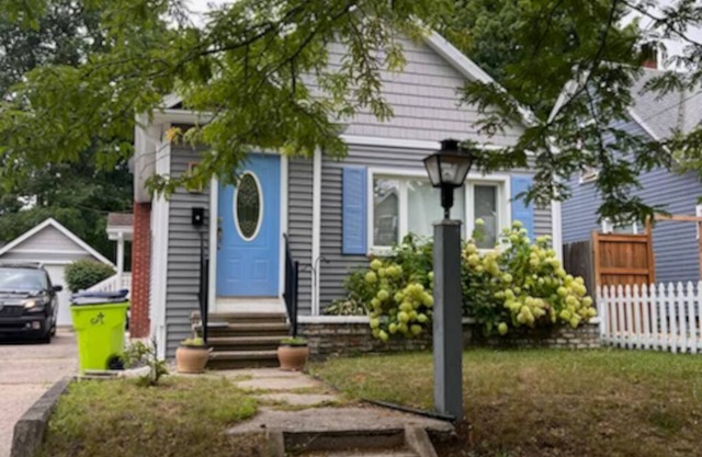 Charming 2-bedroom house downtown Traverse City