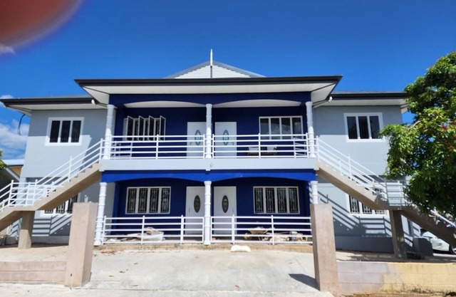 Charming 2-bedroom apartment with WiFi, AC in fabulous Tacarigua