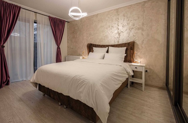 Charming 2-bedroom apartment in awesome Brașov with Jacuzzi.