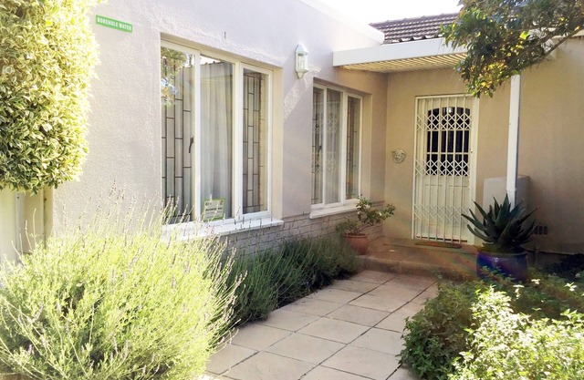 Charming 2 Bedroom Cottage