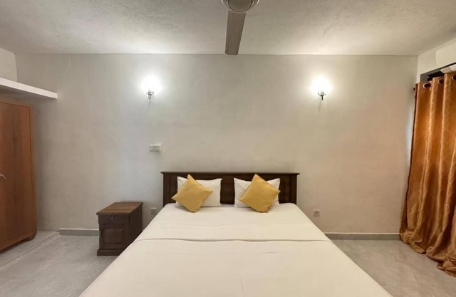 Charming 2 bedroom house with Wi-Fi hot water and AC in delightful Battaramulla