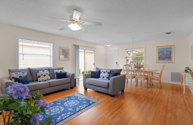 Charming 2-bedroom villa with AC/WiFi in the friendliest town The Villages