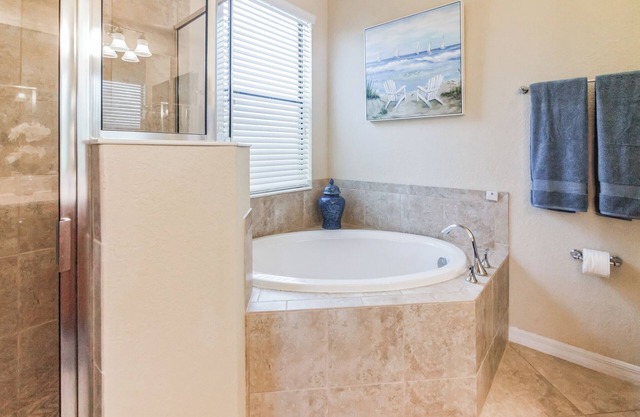 Charming 2-bedroom villa in Bradenton with at Heritage Harbor Country Club