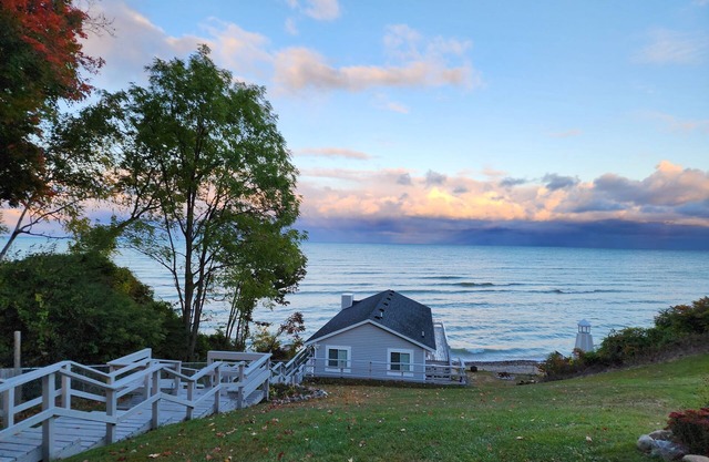 Charming 2000 Sq. Ft. Cottage On Lake Huron