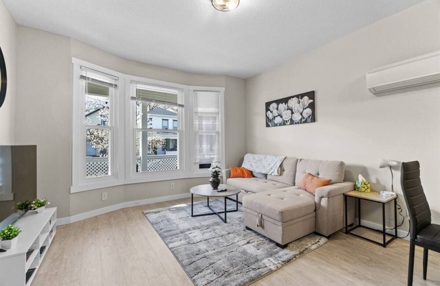 Charming 2BR – 2-Min Walk to Downtown Attractions