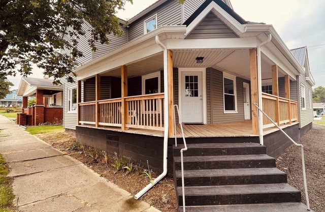 Charming 3-bedroom apartment in cool Dalton with AC, WiFi