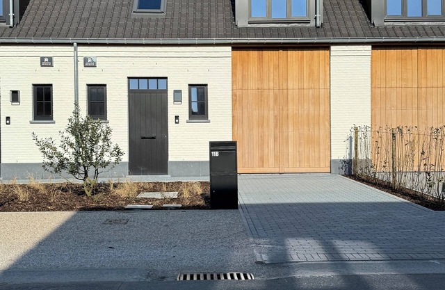 Charming 3-bedroom cottage in Berlare with WiFi access