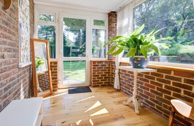 Charming 3-Bedroom Home with Large Garden