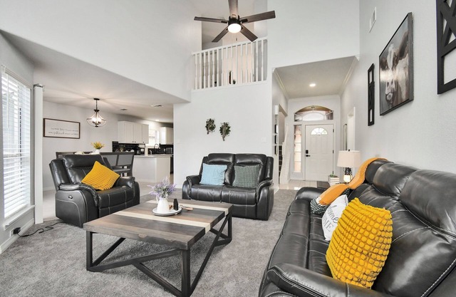 Charming 3-bedroom house 5 minutes away of IAH airport