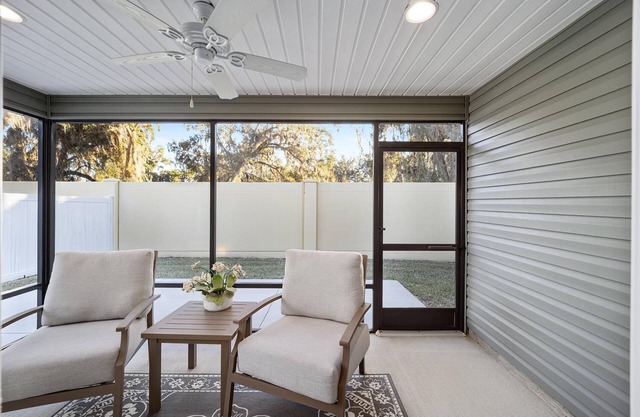 Charming 3-bedroom Courtyard Model Villa in The Villages Florida with Golf Cart