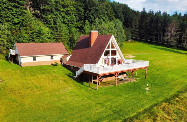 Charming A-frame retreat in a beautiful, natural, and private setting