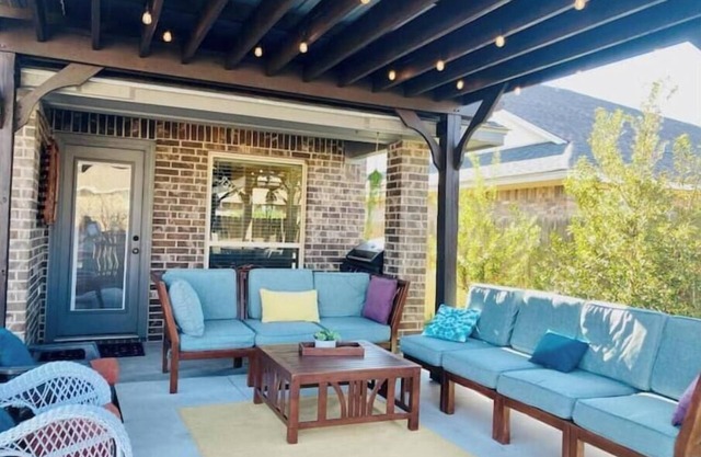 Charming Aggieland Oasis