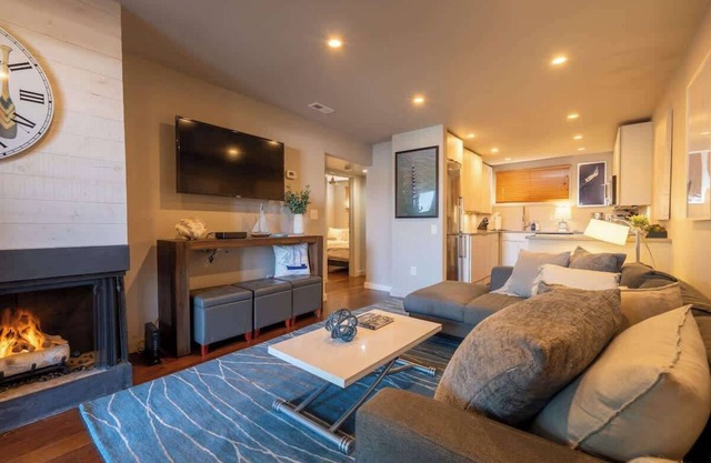 Charming Annapolis Waterfront Condo