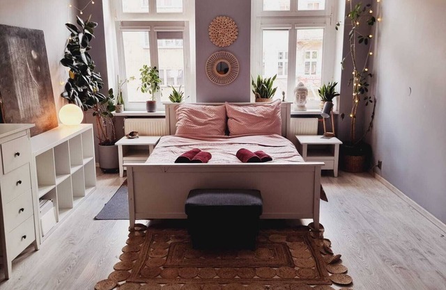 Charming apartment full of plants near the river/large, 4 people/Well equipped