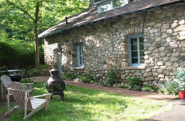 Charming Apartment - Hike from your doorstep
