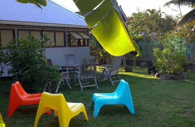 Charming bungalow in Polynesia, sleeps 5, near beach, Moorea