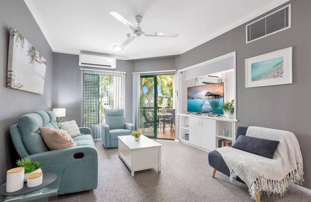 Charming Cairns Retreat, Perfect Location