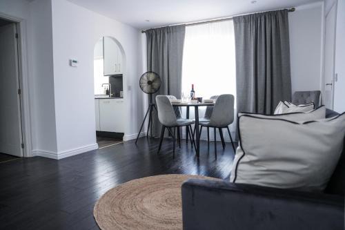 Charming Coach House